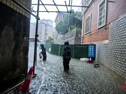 许家铺社区：筑牢安全“防汛墙”撑好居民“安全伞”