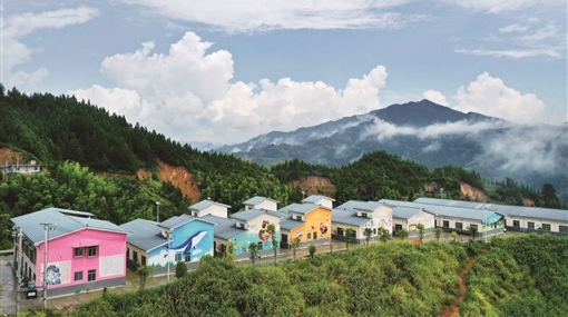 走向胜利·决战决胜乡村述说丨三合瑶族村：教育拔穷根