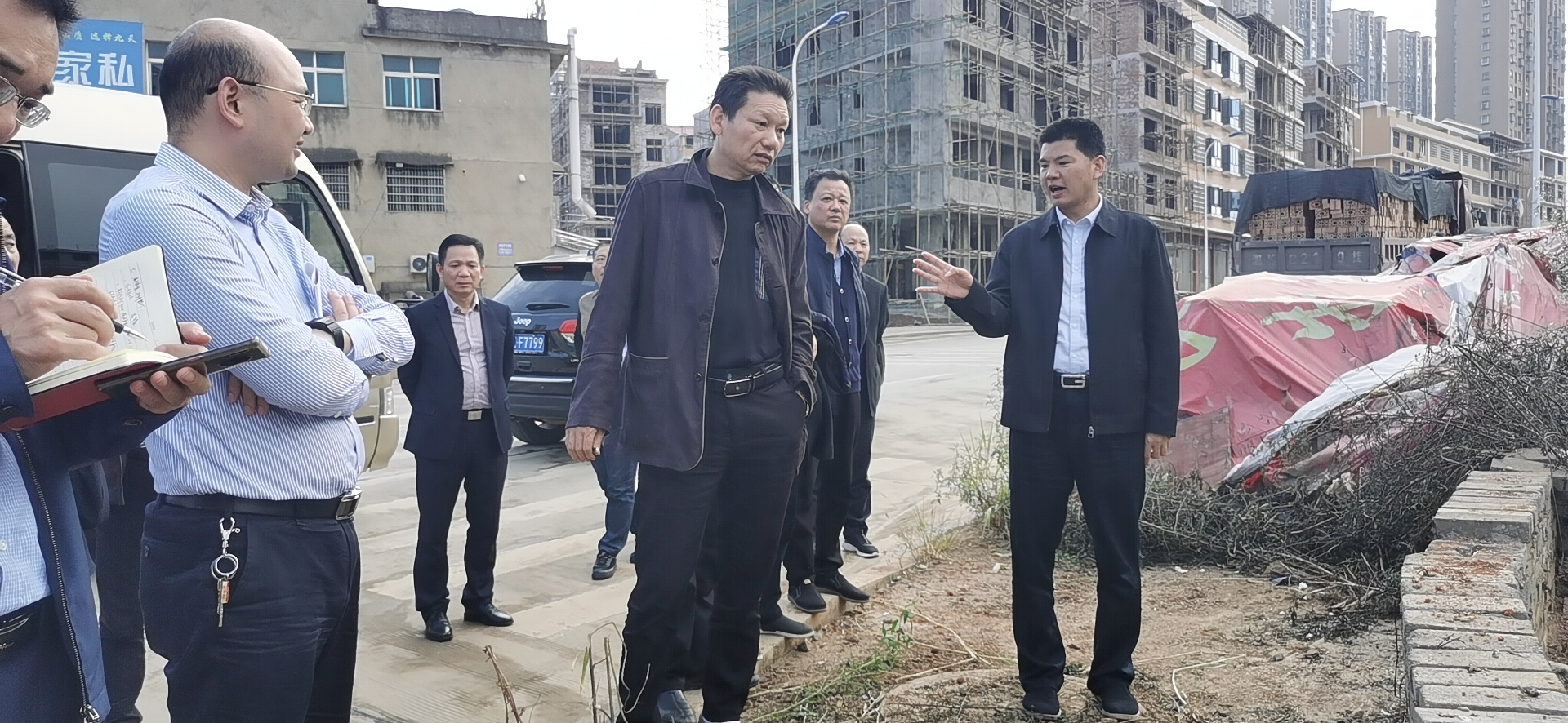 禹敏巡查县城主干道调研督促城市精细化管理