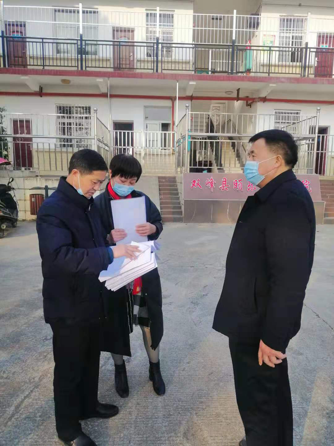 县领导督查养老服务机构疫情防控和安全生产工作