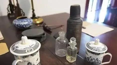 蔡和森一家的初心故事（16）：两个药瓶