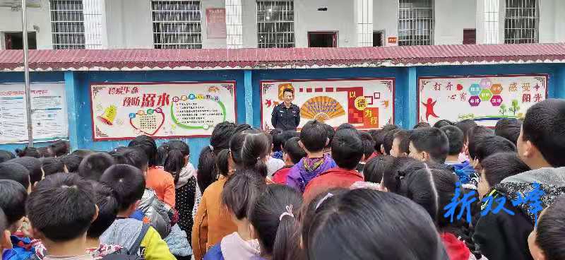 石桥学校：举行消防安全知识培训