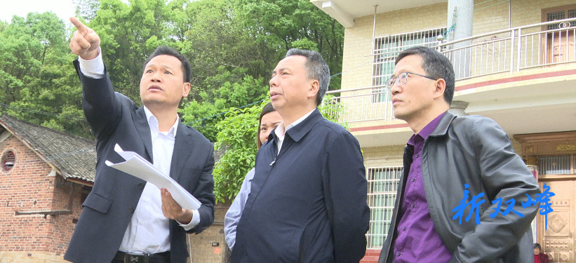 彭石清督导环保工作并主持召开全县突出环境问题整改工作推进会