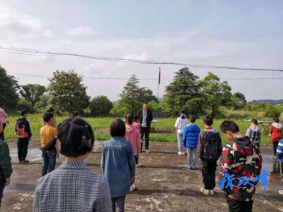 大托学校多举措筑好防溺水教育安全堤