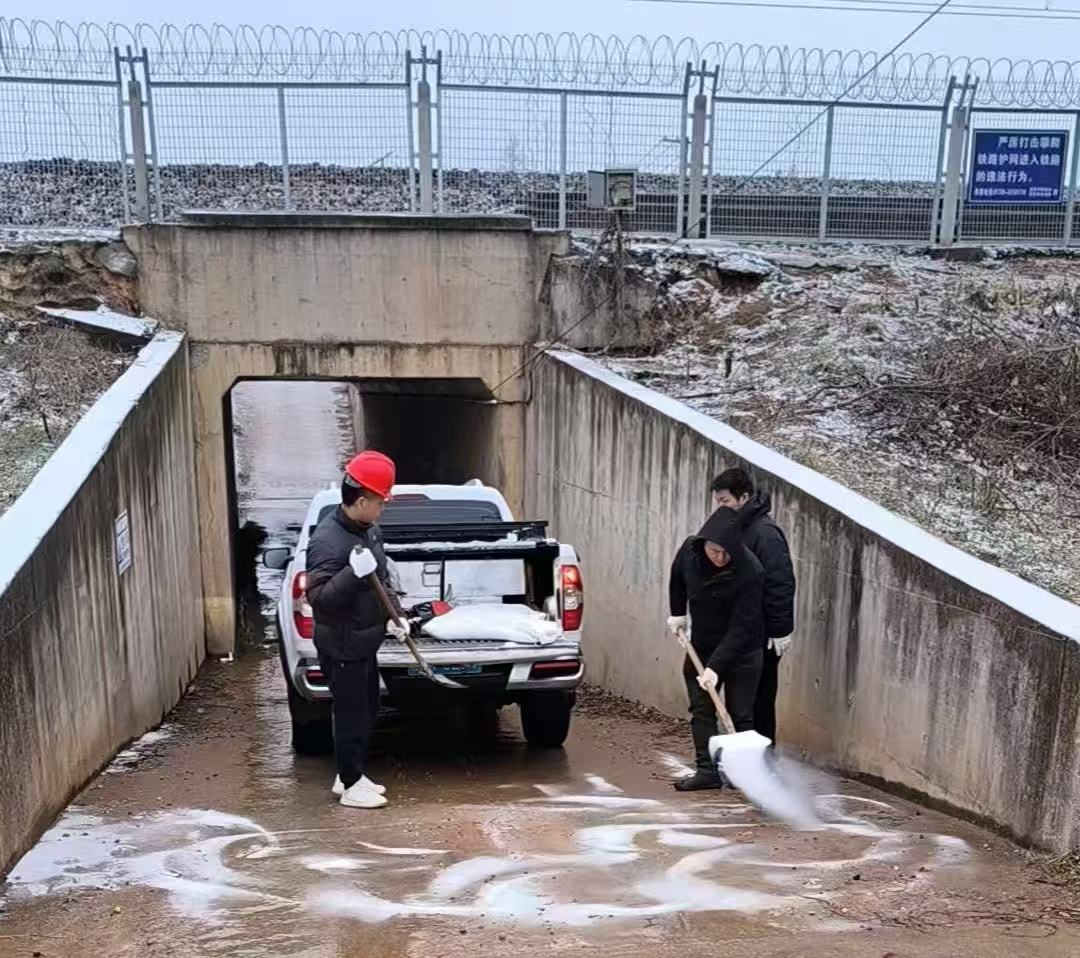 古培镇：以雪为令齐上阵，干群同心保畅通