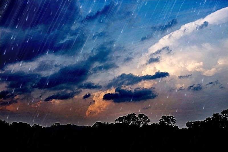 暴雨三月三