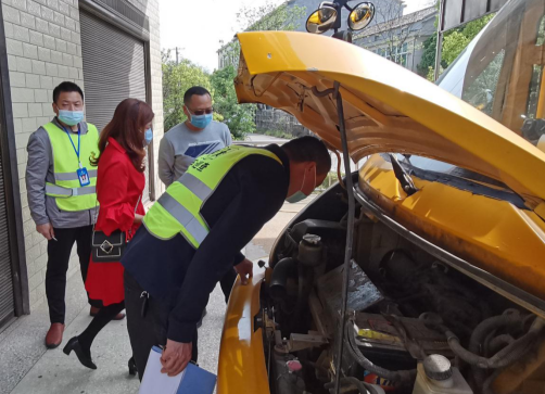 狠抓校车管理  安全警钟长鸣 ——天元区开展第三轮校车安全及疫情防控专项整治工作
