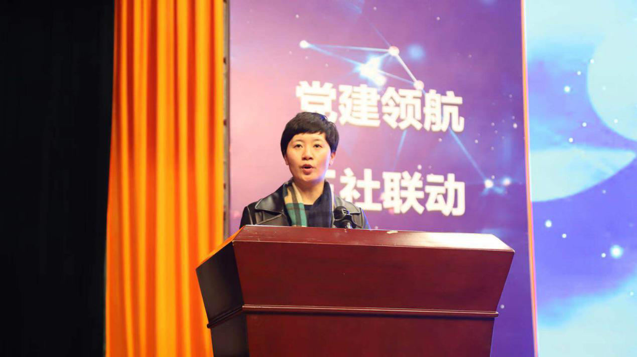 社区工作者与专家现场“过大招”  ——我区启动社区工作者为民服务能力提升系列培训班