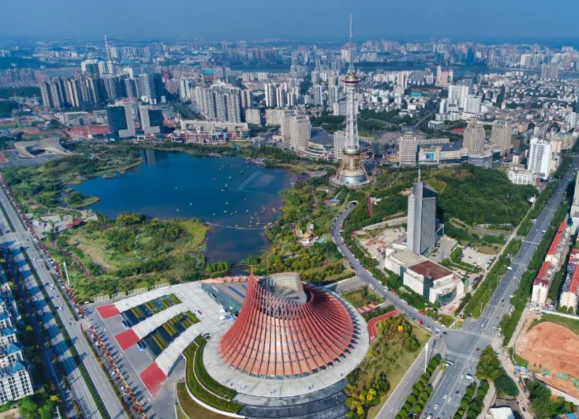 株洲日报|新枝已向大树生——株洲高新区上半年招商引资考评获全市第一