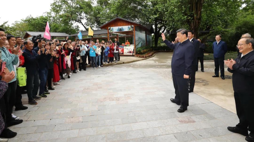习近平：希望民营企业放心大胆发展