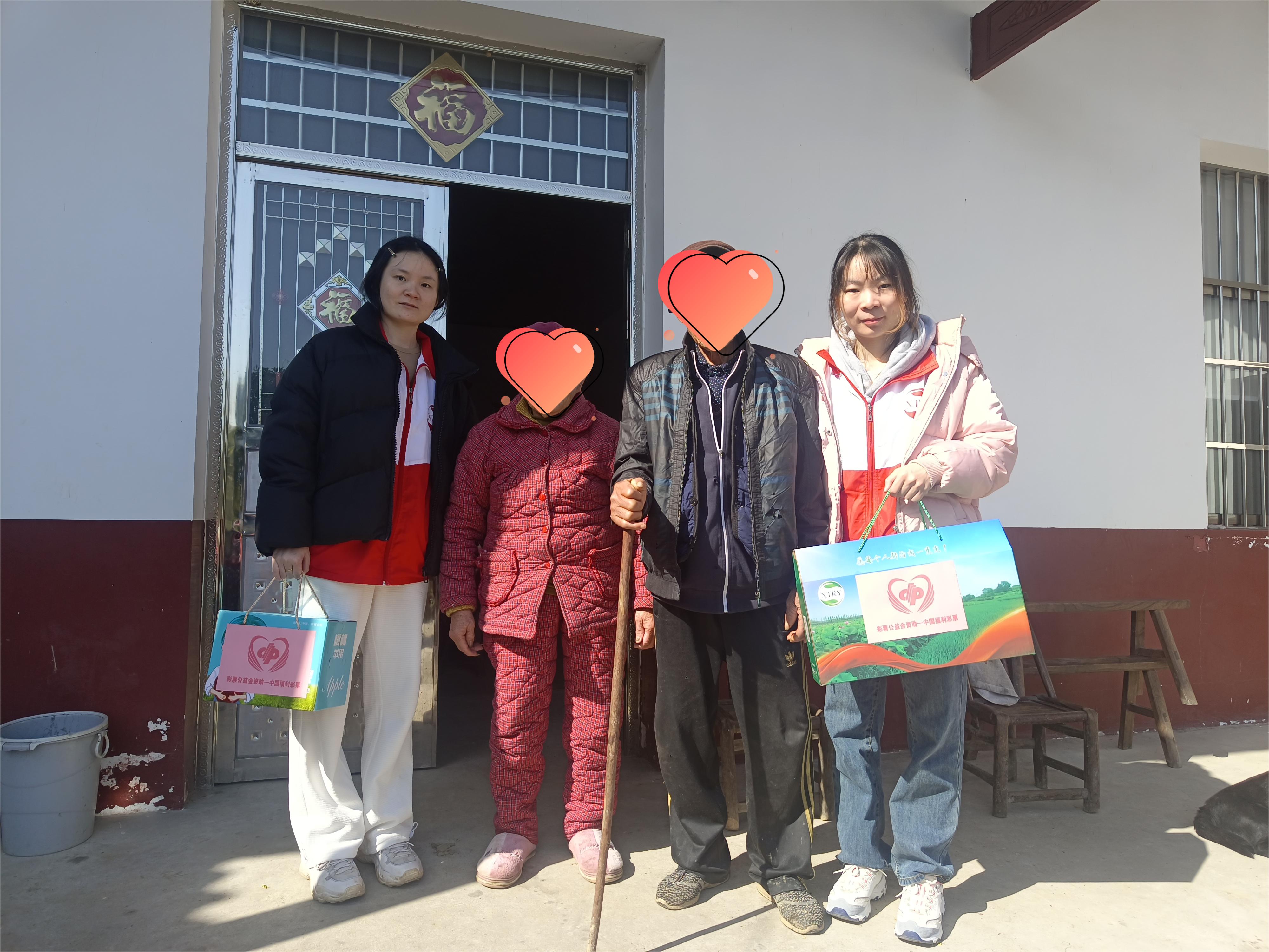 仁与社工：照进生活的一缕光，助残护老服务剪影