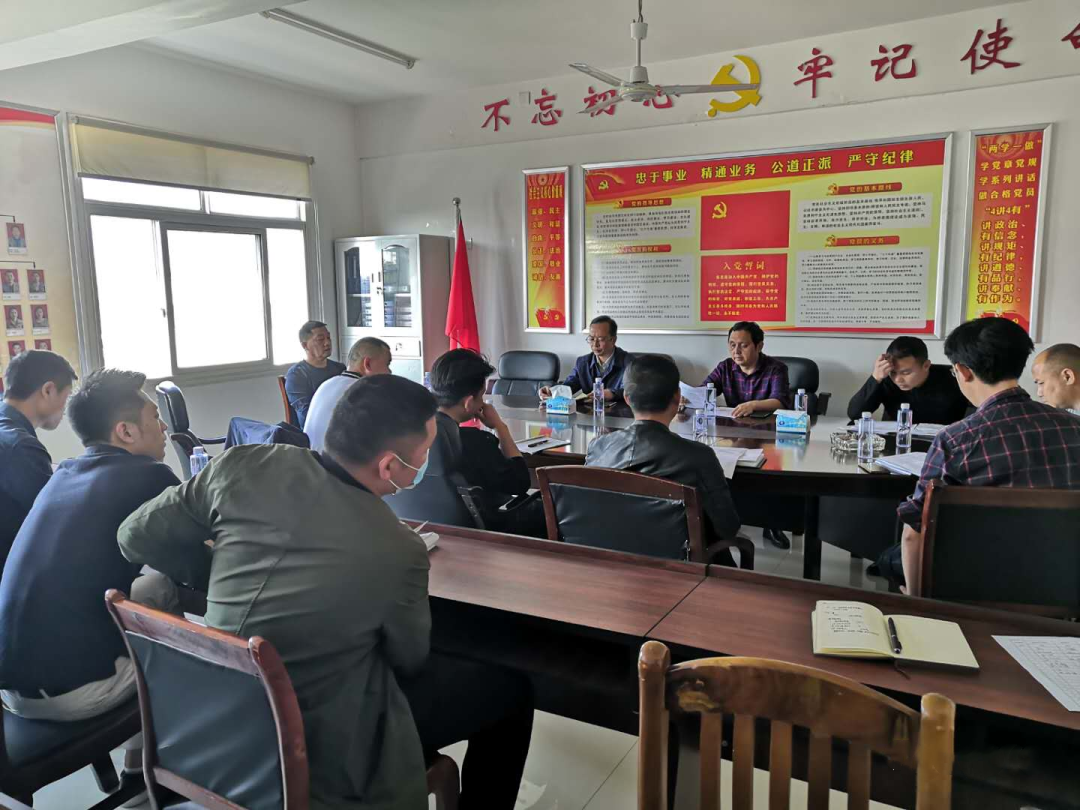 我区召开城区C、D级危改暨农村危房改造工作推进会