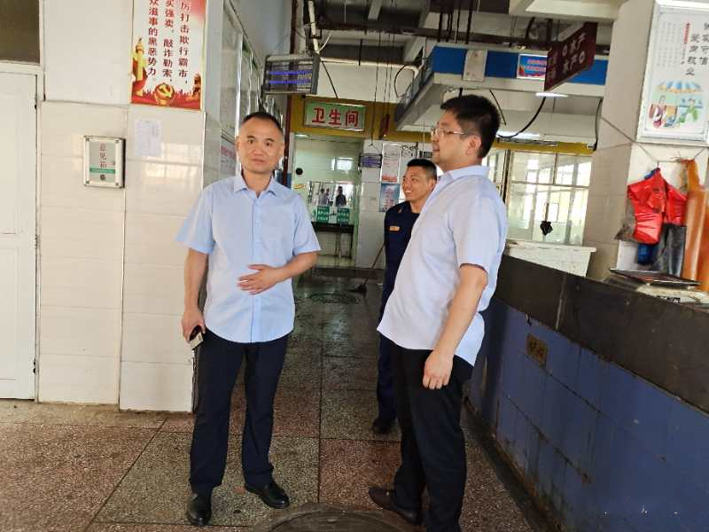 紧绷安全生产弦 坚守安全生产底线