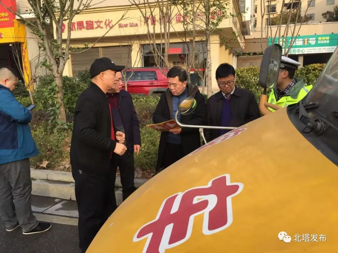 开展专项整治 严抓校车安全