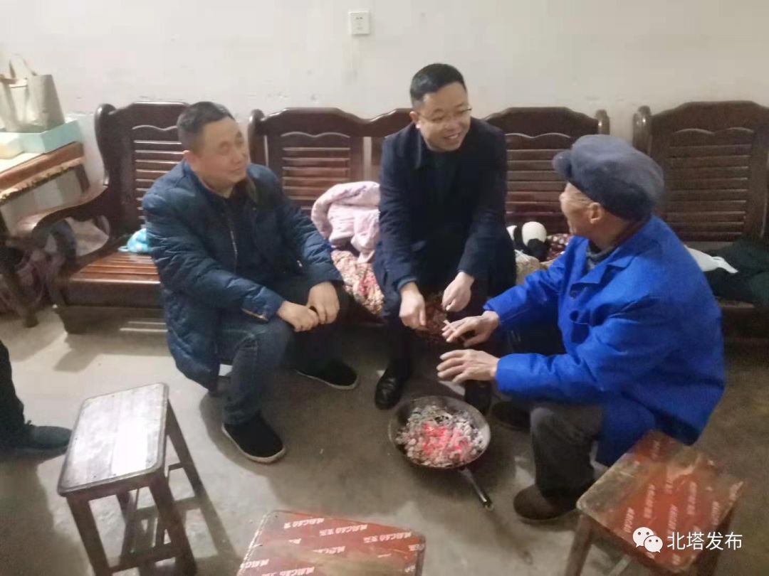 脱贫感党恩 奋进新起点——罗颢深入茶元头村开展调研