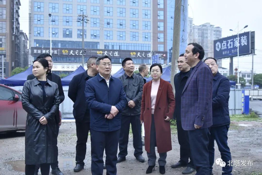 调度老旧小区改造 增强群众幸福感