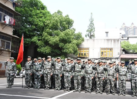 岳塘區(qū)：基干民兵集中點驗亮風(fēng)采