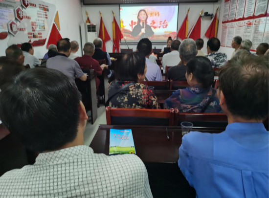 “戰(zhàn)役密碼?中國(guó)之治”主題微宣講走進(jìn)建設(shè)路社區(qū)