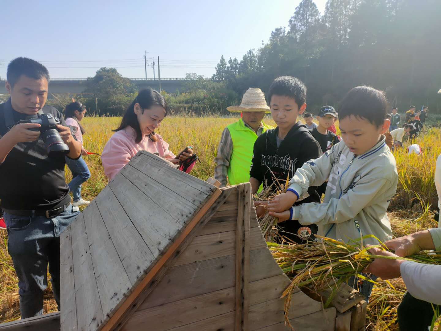 区领导带队到岳阳县考察学习农耕文化教育实践基地创建先进工作经验