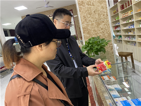 陽光社區(qū)多形式開展食品安全“護(hù)老行動(dòng)”