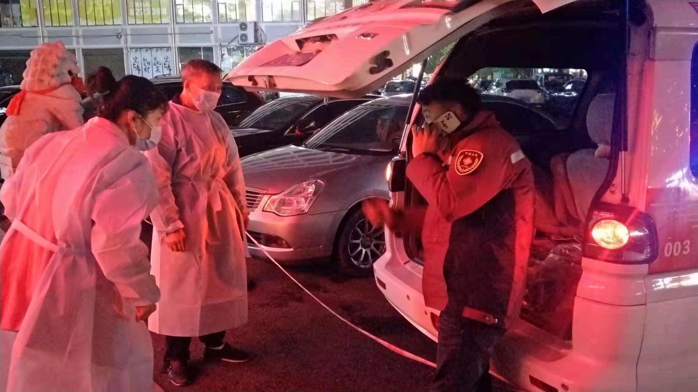 【众志成城 抗击疫情】中药汤剂送至隔离点，为抗疫再助力