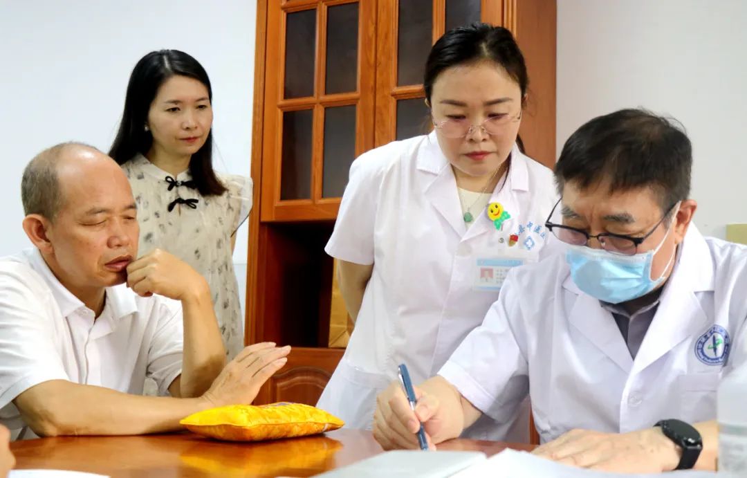 汝城：一脉相承，中医之光温暖人心