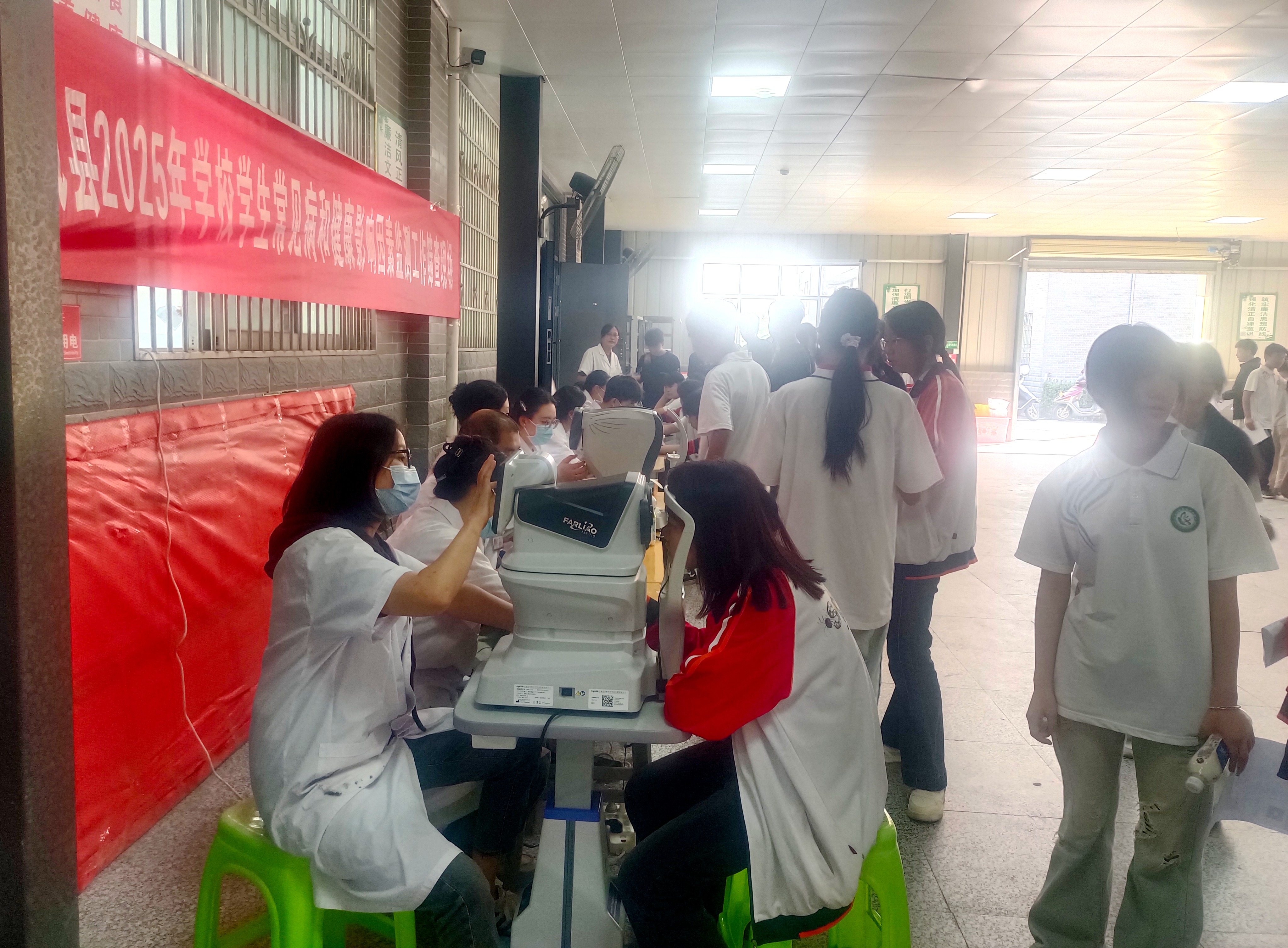 汝城中医护航学子健康 筑牢校园“健康防线”