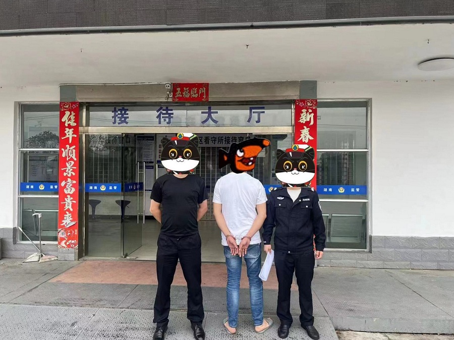 鼎城：一男子多次盗窃电动车电瓶被抓