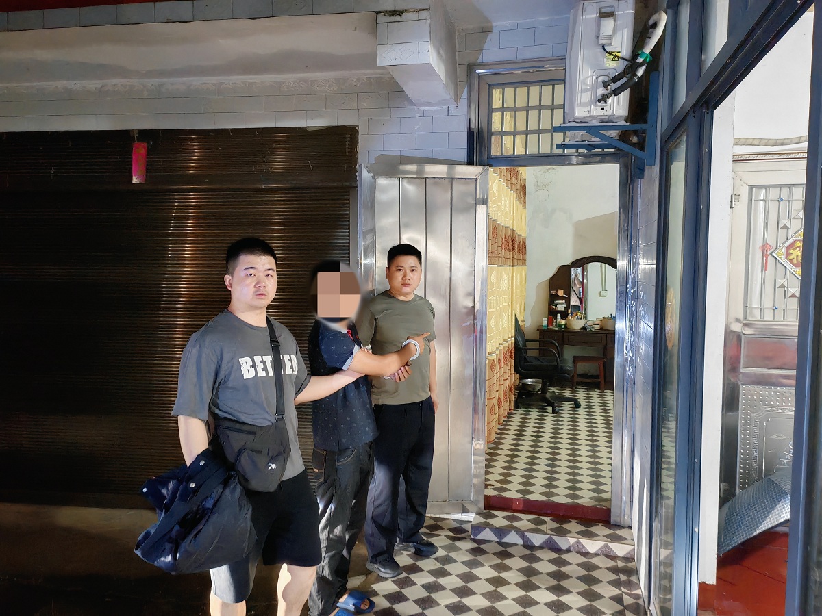 破墙而入的“老熟人”？鼎城一男子入室盗窃被刑拘