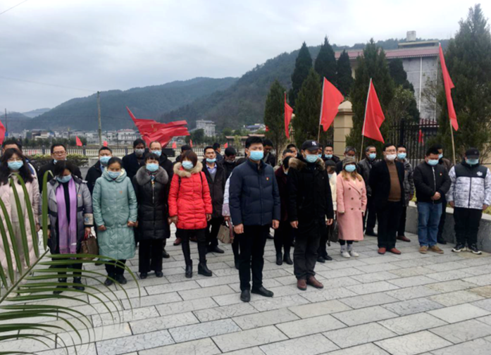 石牌镇：换届离岗不离心 薪火相传砥砺行