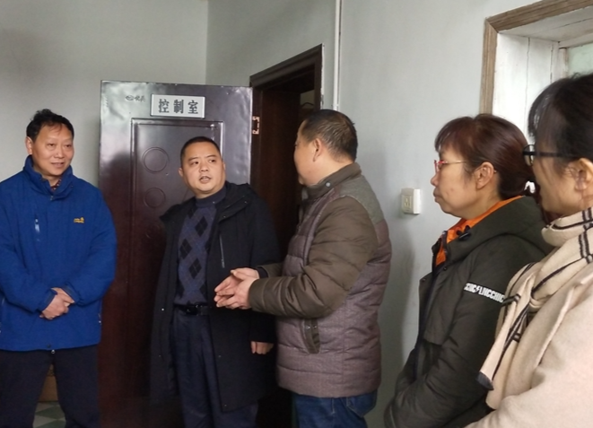 聂毅到洛塔转播台走访慰问