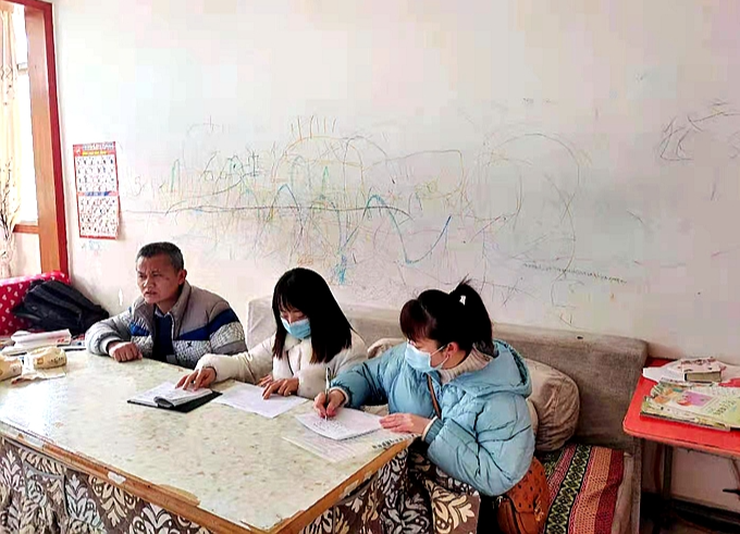 县就业服务中心：公益性岗位送到家
