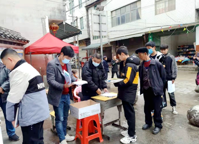 桂塘学校：开学报名工作井然有序