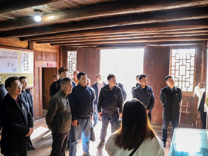 省信访局接访二处来龙山开展党史学习教育系列活动