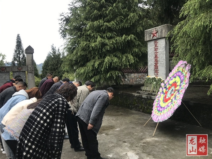 【学党史 明初心】农车镇开展“学党史、感党恩、祭英烈”党史教育实践活动