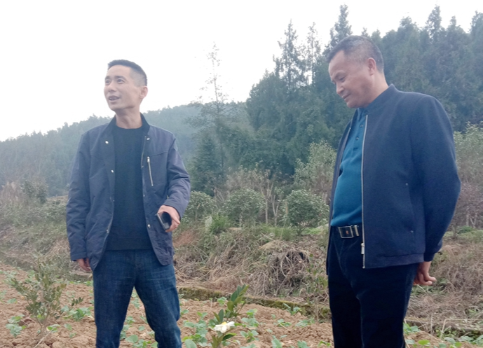 雷锋家乡显大爱 对口帮扶注真情 记长沙市望城经开区驻龙山县农车镇对口帮扶工作队扶贫的故事