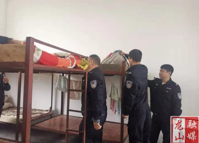 三元学校：警校联动 深入排查校园安全隐患