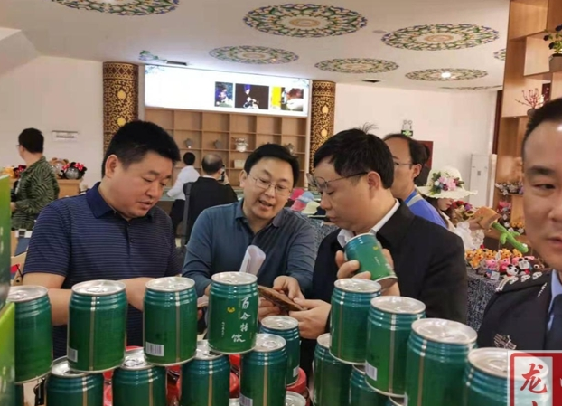 龙山县市场监管局“五一”期间不打烊 加强各景区市场监管工作