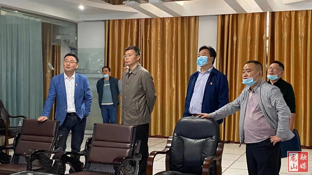 田源调研指导龙山高考准备等五项工作