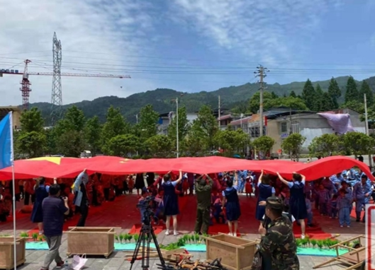 茨岩塘镇“红色小兵”学党史 庆“六一”迎“七一”