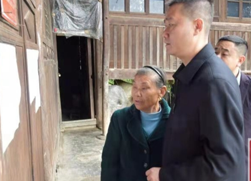 张胜军深入兴隆街道调度部署安全防范工作