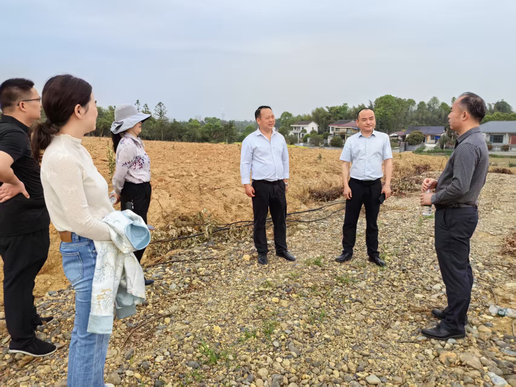 市领导赴鼎城区谢家铺镇边山铺村调研“和美村寨”建设工作