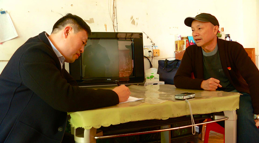 省市媒体记者集中采访报道欧爱国同志先进事迹