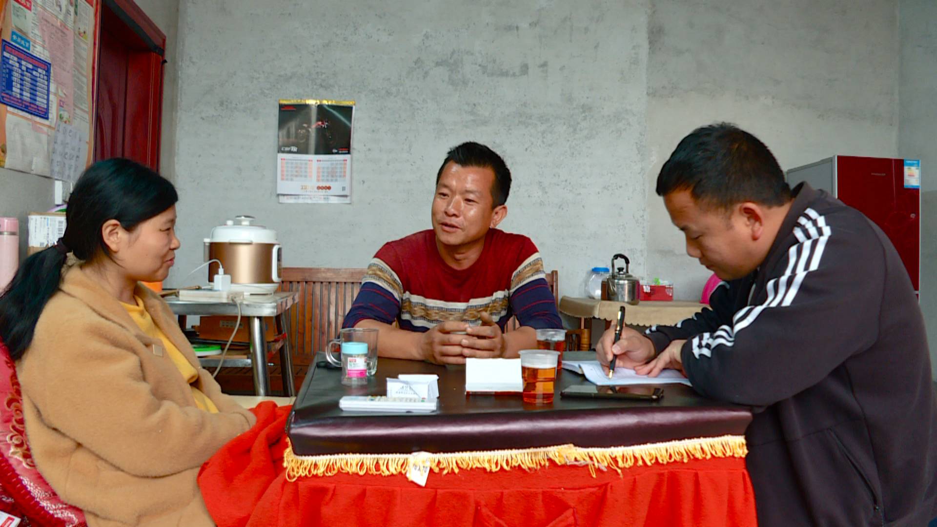 武水镇坦下村：土地入股“开花”产业扶贫“结果”