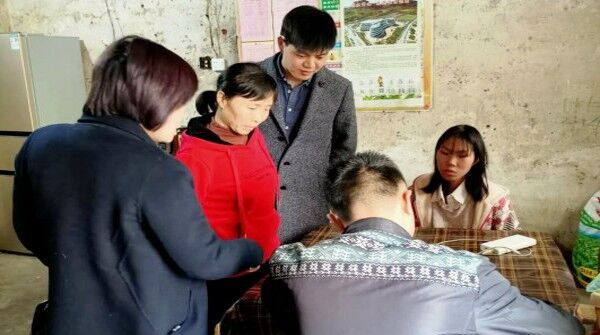 县民政局开展孤儿和困境儿童摸排认定工作