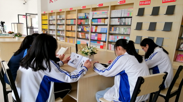 世界读书日 | 恰同学少年  “别样”阅读“风华正茂”