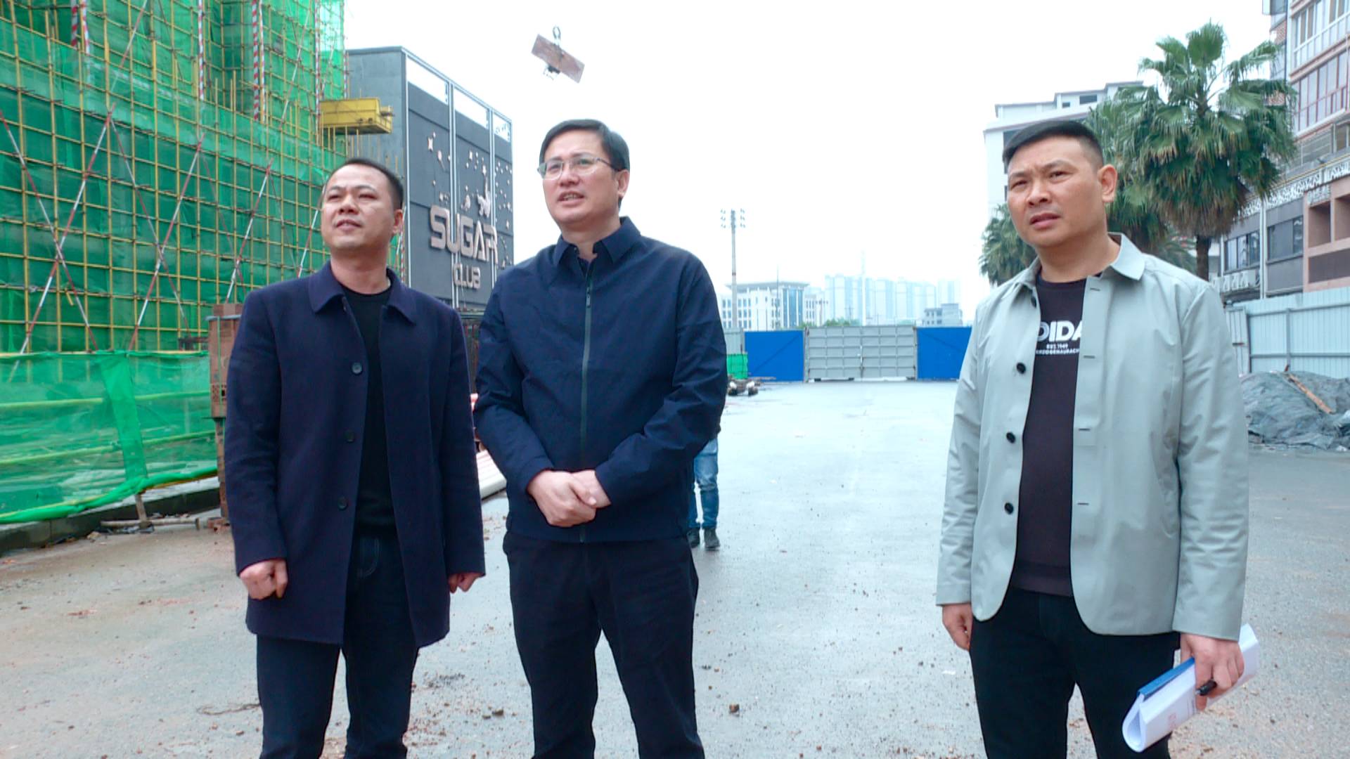 吴文明到重点税源企业走访调研
