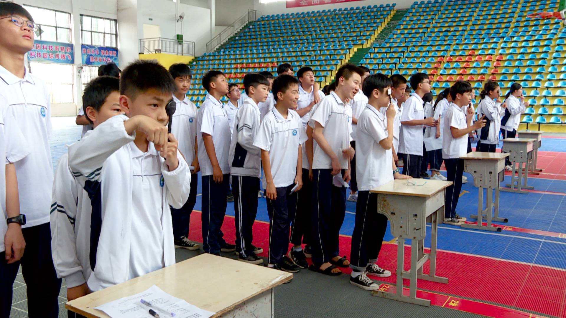 新闻调查：我县中小学生近视率达到50%