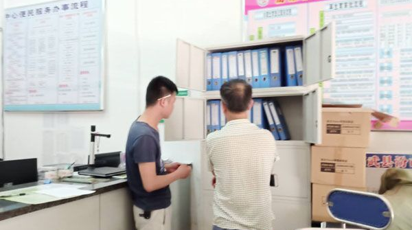 县民政局开展“一户一档”督查工作