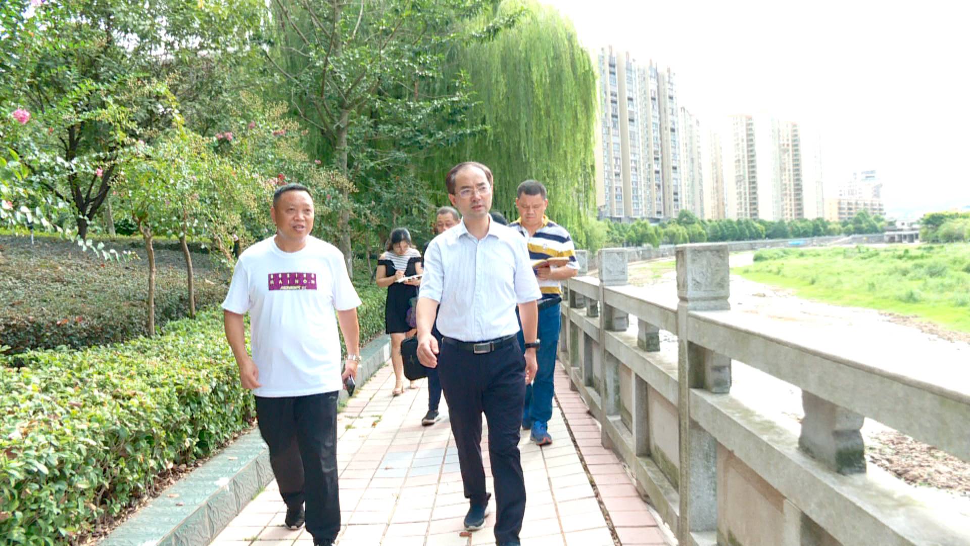 戴纯明督查涉水突出生态环境整改落实情况
